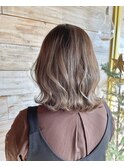 透明感アッシュグレージュカラー