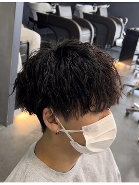 バース バイ ハピネス(BIRTH by happiness) ツイストスパイラルパーマツイストパーマメンズマッシュパーマ