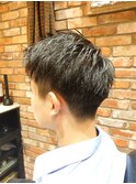 旋風を巻き起こす七三ツーブロック