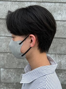 ヒュイル バイ ニアウ(Hwyl by Niau) メンズマッシュセンターパートスパイラルパーマニュアンスパーマ