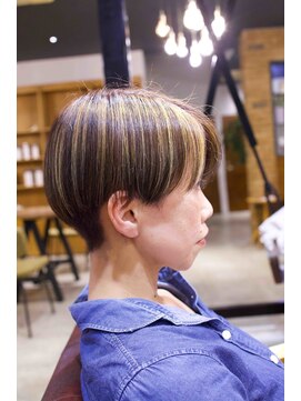 アンディ ニジュウサンド クリエイション(and D 23℃ creation) 大人ショート