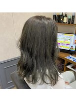 カミケン 清明店(kamiken.)&nbsp;赤味抑えた外国人風オリーブグレージュ透明感【カミケン清明店】