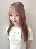 ピンクベージュ