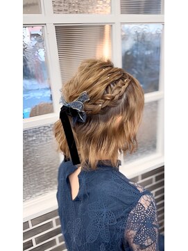 スマイルスイッチ 大島(Smile.Switch) 波ウェーブハーフアップ