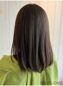 オリーブベージュ×セミロングレイヤー