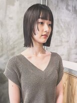 ニイ(nii.)&nbsp;重めのボブヘア