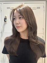 シア(sia)&nbsp;くすみベージュブラウン