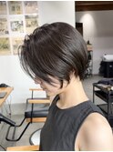 アイロンブローなし！手入れが楽なショートスタイル