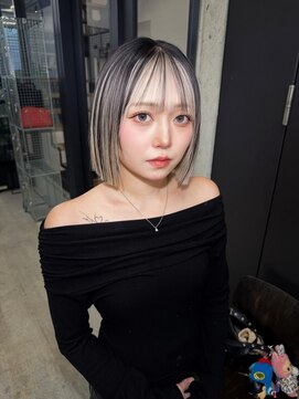 キオク(KIOX) ケアブリーチ/リタッチ/レイヤーカット/ハイトーン/髪質改善