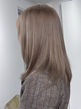 ペレ 渋谷(PELE) イメチェン/ピンクベージュ/アンブレラカラー/前髪/渋谷