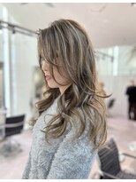 シェリ ヘアデザイン(CHERIE hair design) ロングレイヤー+コントラストハイライトカラー