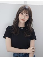 ニコフル(Nico-Hulu) ミディアムカール×オリーブベージュ【人形町/浜町/水天宮