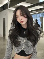 クイーン バイ ノイズ 西院(QUEEN by noism)&nbsp;大人可愛い20代30代40代ウルフレイヤーボブセミロング