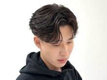 リベラル(liberal)の雰囲気（自然な毛流れが出るニュアンスパーマも人気【フェザーパーマ】）