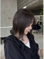 ニジュウサンド ナダーン(23° NADAUN) 透明感グレージュ