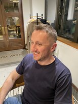 リバレッジ 広尾(Leverage)&nbsp;外国人アップバングバーバーフェードスタイル