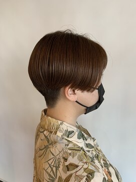 ブロッサム 若葉店(Blossom) 刈り上げマッシュショート　20代30代40代