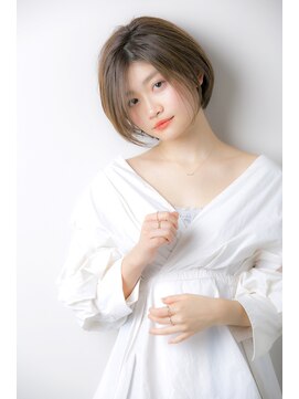 リュンヌ 門前仲町(lune) 前髪なしショートボブ 抜け感ヘア ミルクティアッシュ【LINONA】