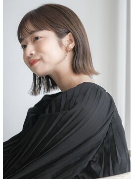 ガーデン オオタカノモリ(garden otakanomori) 20代30代40代くびれ大人ミディアムボブ×前髪あり