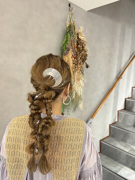 ヴィサージュメゾン(VISAGE maison) ツインぽこぽこアレンジ