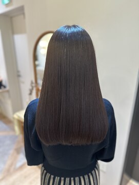 アンド ラ ブランシュ(&.La Blanche) セミディ/シアーカラー/ショートヘア/姫カット/魅力倍増カール