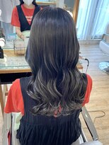 ネオリーブ チロル 横浜西口店(Neolive CiroL.)&nbsp;透明感カラー アッシュグレージュ  黒髪風　ロングレイヤー