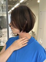 GBG 自由が丘&nbsp;自由が丘大人ショートボブヘアグレイカラー白髪ぼかしハイライト