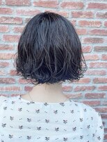 20代30代40代くせ毛風ボブパーマ丸みショート小顔カット抜け感