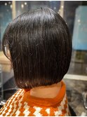 オイルで仕上げる前下りボブ