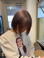乾かすだけでキマる髪馴染むハイトーンラベンダーグレージュボブ
