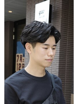 ガオプロデュースバイレボ(gao produced by revo) フェザーパーマ/フェザーショート/ニュアンスパーマ/刈り上げ