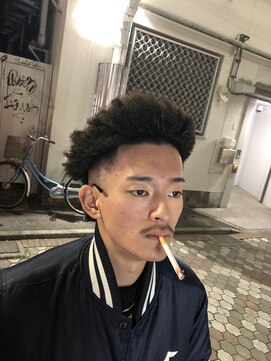 針金パーマアフロ【立川/理容室/床屋/顔剃り/シェービング】