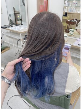 ナビバイケンジ(NaVI by KENJE) 【NaVI/伊藤】濃い青のインナーカラー