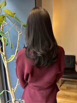 アカラ(acala) アーバンアッシュロング【20代30代/イルミナカラー/髪質改善】