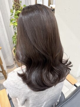 リアンバイアリュール(Lian by Allure) ミルキーブラウンカラーレイヤーカット韓国巻き