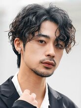 《*強めのパーマでも、ダメージレスに*》薬剤知識豊富なスタイリストが、お客様に合わせて薬剤を選定＊