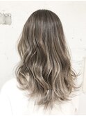 【福岡No. 1ハイライト】ハイライトグレージュグラデーション