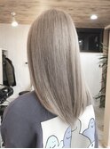 ホワイトベージュ