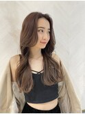 【西村 紗耶】大人可愛いこなれミディ