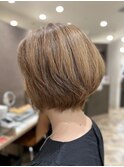 ショートボブ