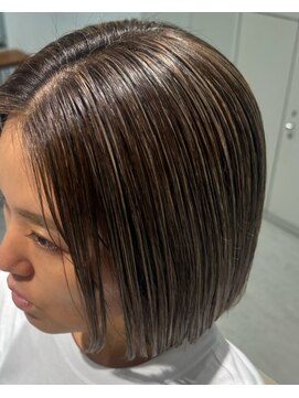 ノラ ウメダ(NORA UMEDA) 地毛ハイライト白髪をぼかすハイライト大阪ハイライト梅田