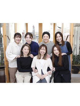 実力派女性スタイリスト在籍☆細かな気配りとゆったり落ち着いた店内で心地よいサロンTimeを♪