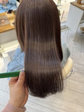 アヴァンス 広島本通店(AVANCE.) 髪質改善トリートメント × 中明度カラー