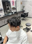 ツーブロックなしスパイキーショート