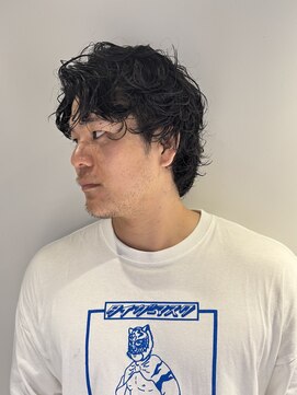 フランクスバーバーザスタンド(Frank’s barber the stand) サーフカール/スパイキーショート/ブルーブラック/飯田橋E