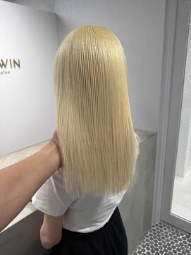 エン 栄店(enne) ブロンド