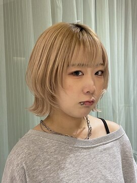 かわいいけど少しアンニュイなウルフボブ