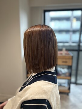ソイクフ 四条大宮店(SOY-KUFU) タッセルボブボブミルクティーベージュ前下がりボブ