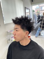 キューカンバー(CUCUMBER)&nbsp;メンズ【テーパーフェード×仏陀パーマ】