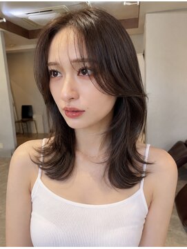 アミヘアーサプライ(AMI Hair Supply) 韓国/レイヤーカット/クビレヘア